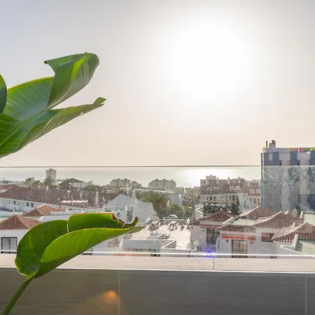 2 Bedroom Luxury With Sea View In Cristianos Διαμέρισμα Los Cristianos (Tenerife)