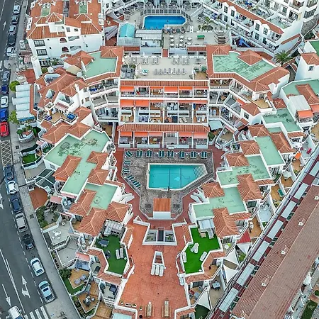 2 Bedroom Luxury With Sea View In Cristianos *